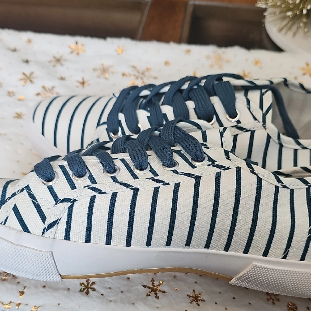 Studio Navy and White Striped Sneakers